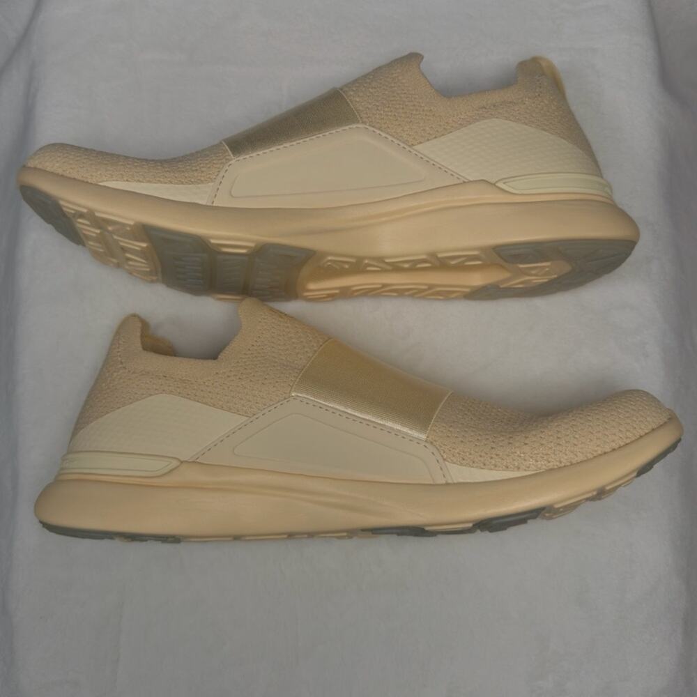APL TechLoom Bliss | 8.5M/10W | Slip-On Trainer - NIB - Picture 7 of 15